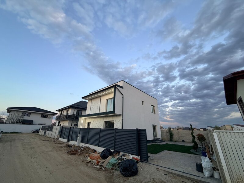 Pantelimon, str.Calarasi, cartier nou format, vila P+1ET